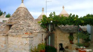 Alberobello trulli puglia guide tour