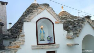 Alberobello trulli puglia guide tour