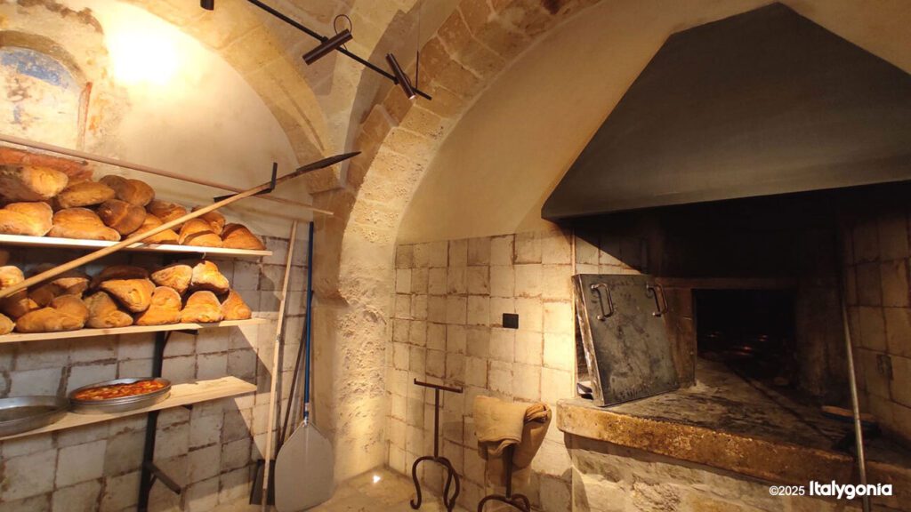Altamura italy guide tour tasting bread focaccia