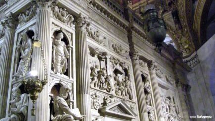 Loreto virgin Mary Vergine Maria Italy house church