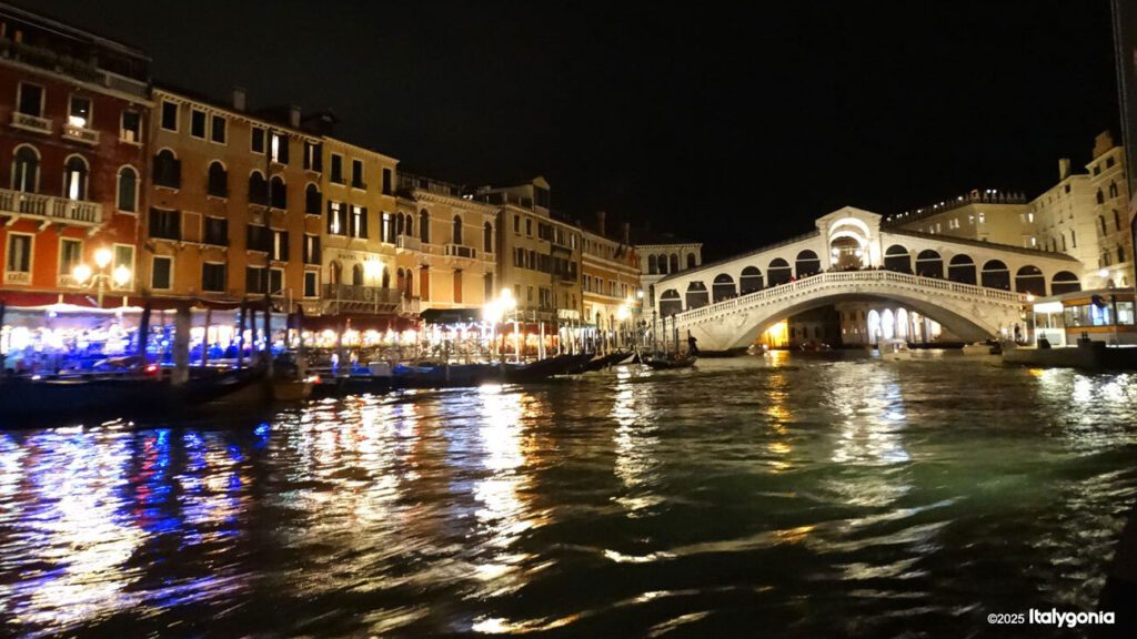 Venice Venezia private tour Italy ponte di Rialto bridge