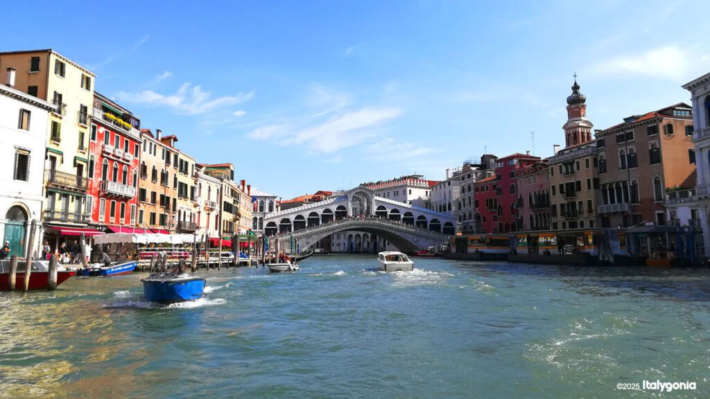 Venice Venezia private tour Italy ponte di Rialto bridge