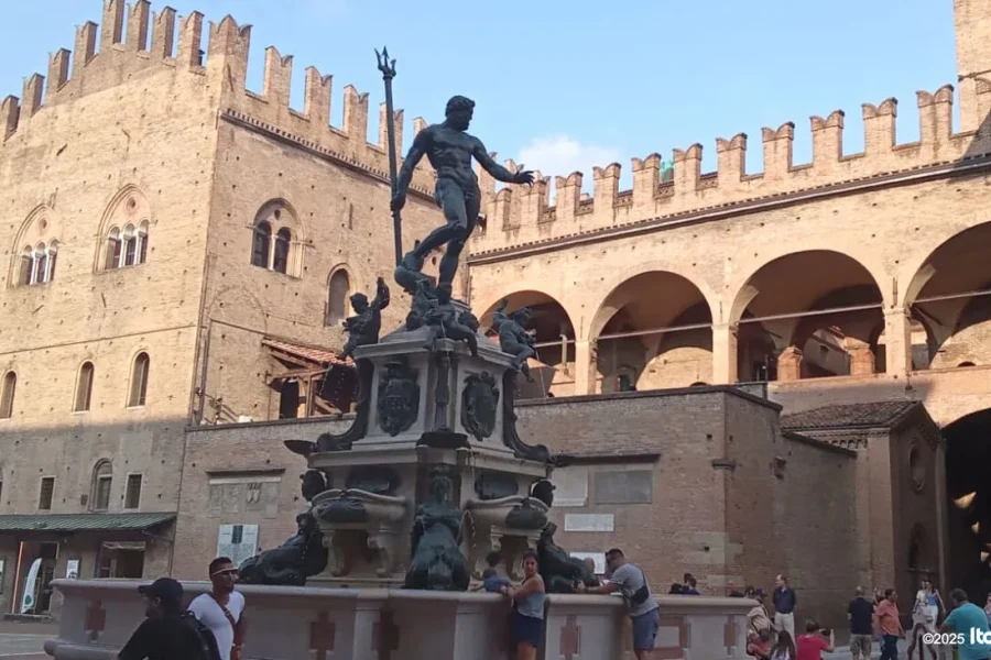 Bologna Private Tour: Hidden Gems & Historic Center Walk