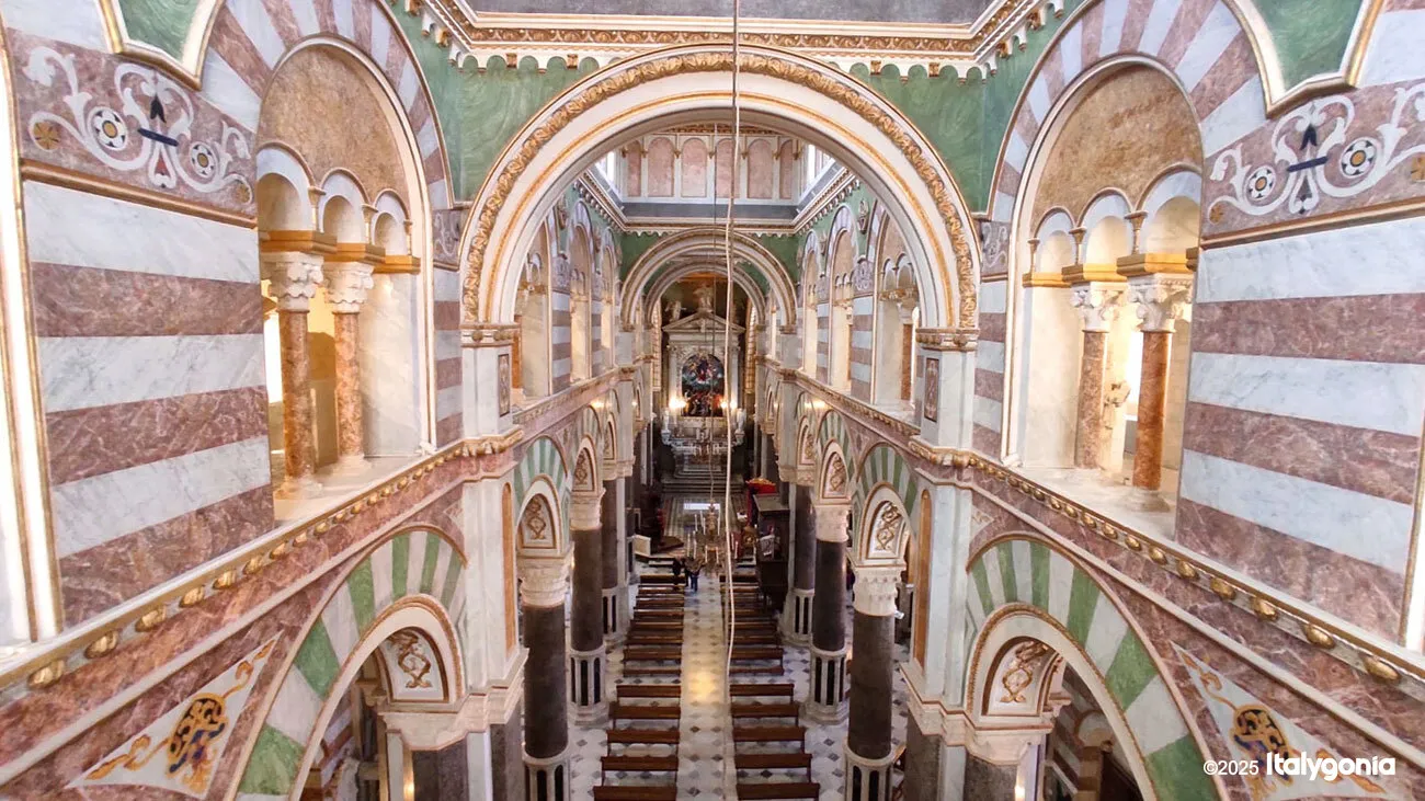 Altamura Private Tour: Cathedral, Medieval Old Town & Historic Cloisters