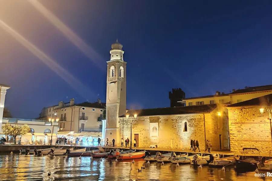 Lazise Private Tour: History, Castle Views & Lake Garda