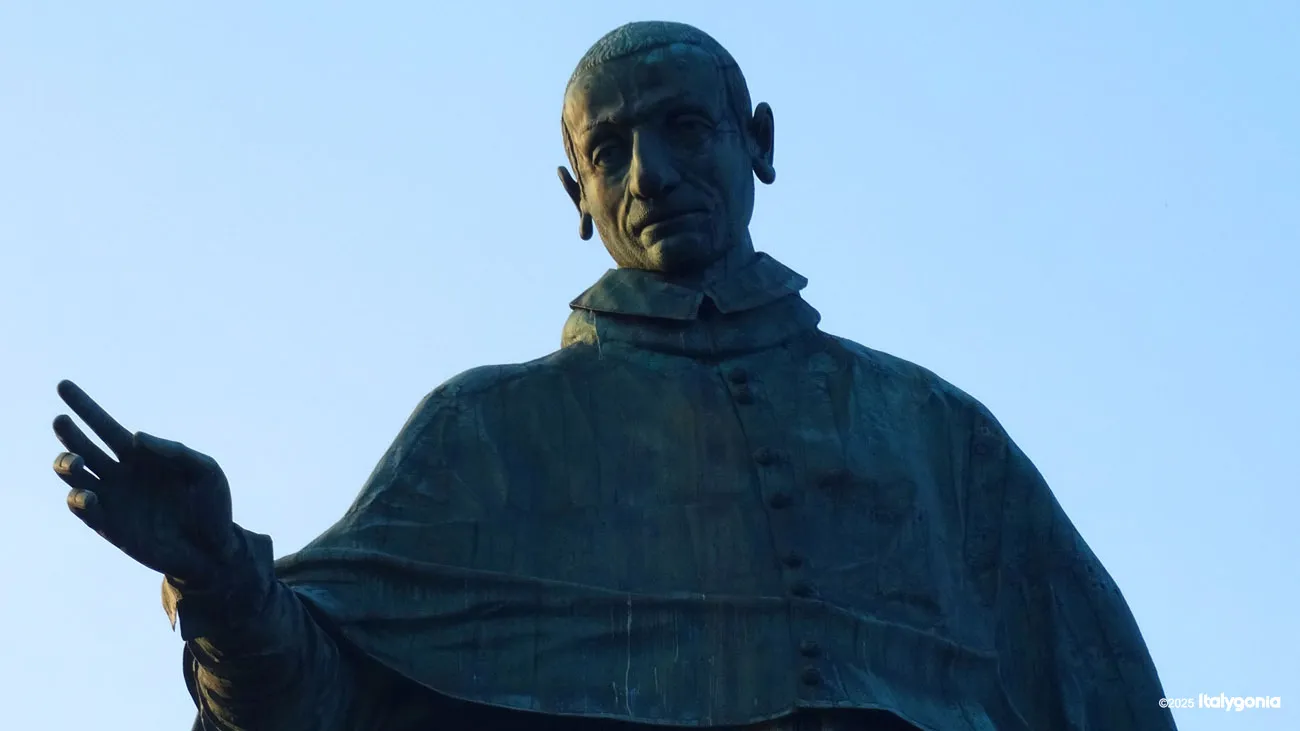 Arona Private Tour: San Carlo Colossus & Lake Maggiore