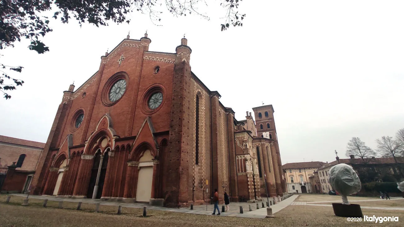 Asti Private Tour: Old Town, Cathedral & Jewish Ghetto