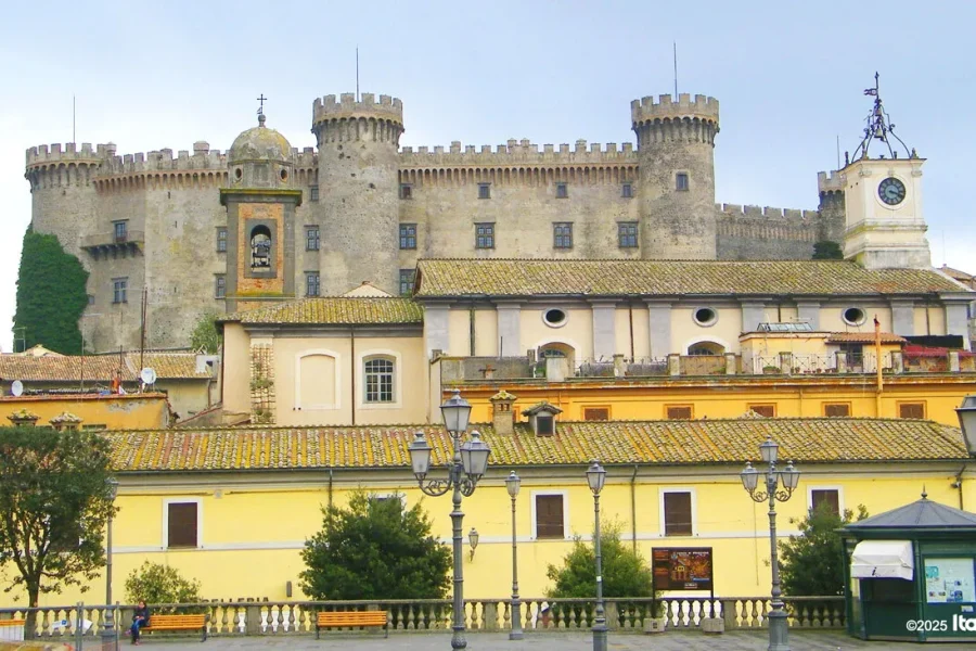 Bracciano Private Tour: Medieval Village & Lake Bracciano