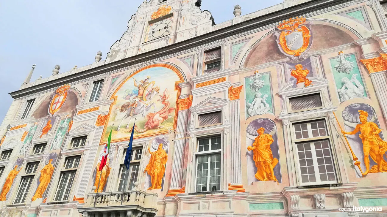 Genoa Private Tour: Historic Center, Rolli Palaces & Old Port