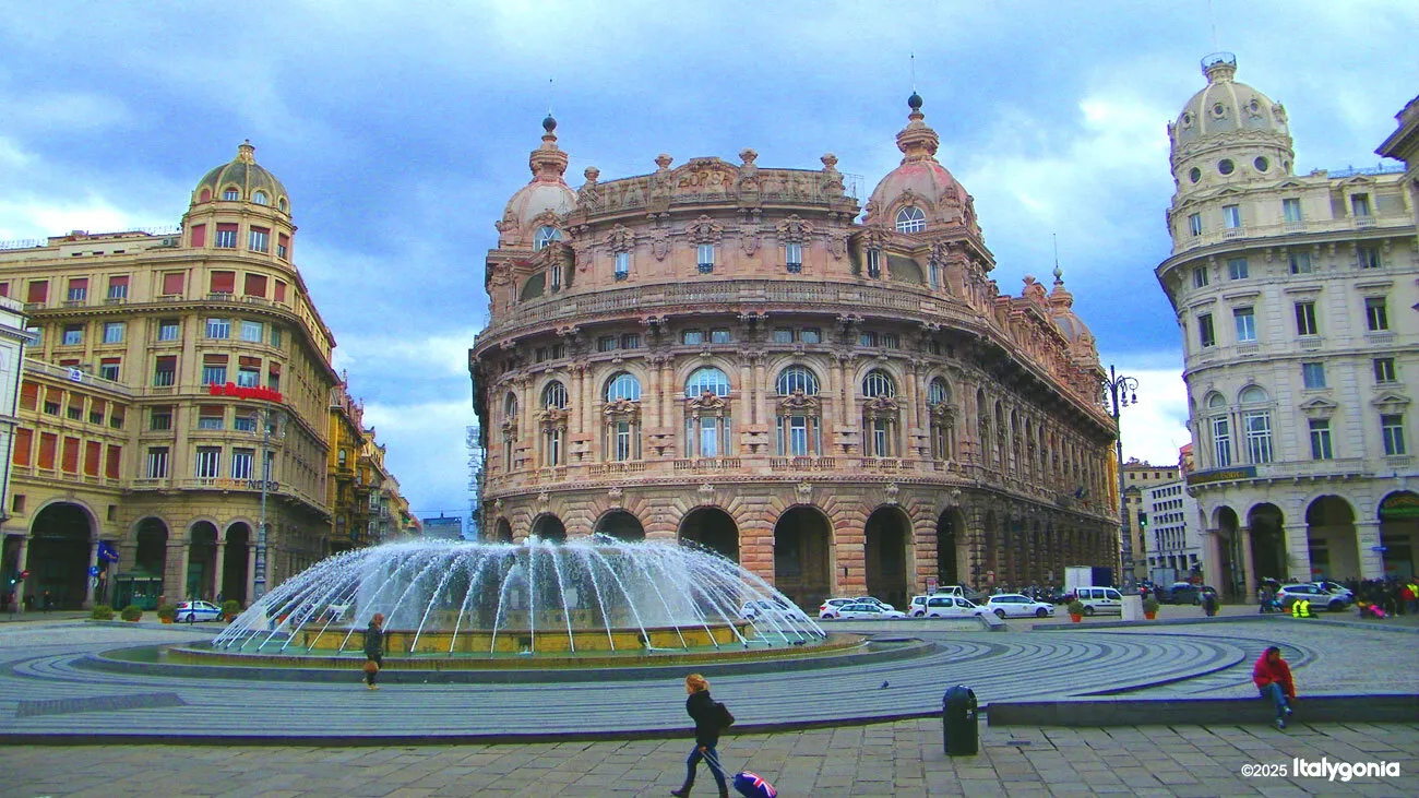 Genoa Private Tour: Historic Center, Rolli Palaces & Old Port