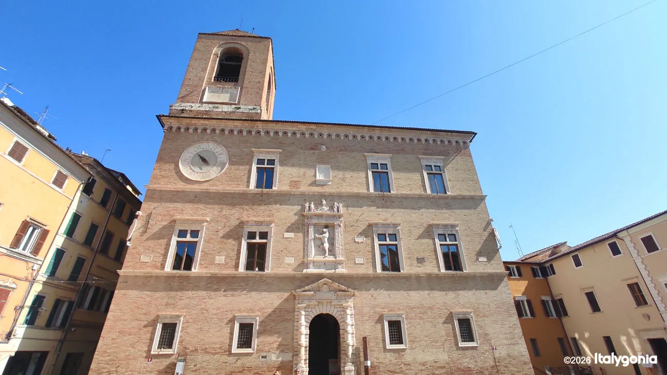 Jesi Private Tour: History, Art & Heritage Walking Tour