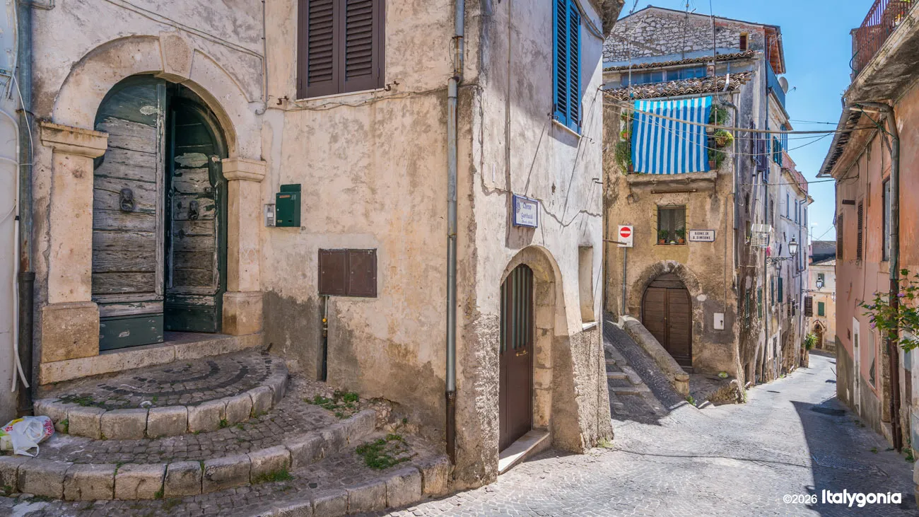 Alatri Private Tour: Acropolis & Cyclopean Walls