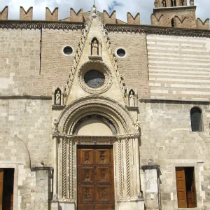 Teramo Private Tour: Roman Theatre & Historic Center