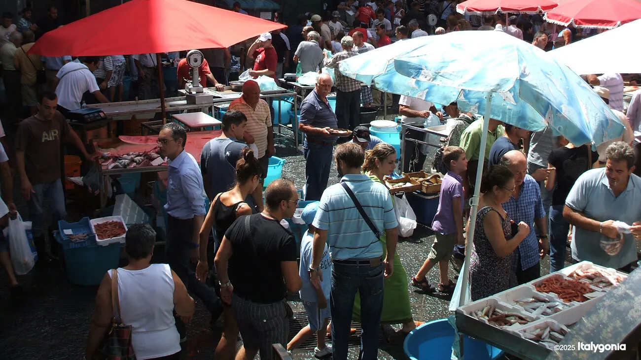 Catania Private Tour: Baroque Sights, Historic Markets & Arancino Tasting