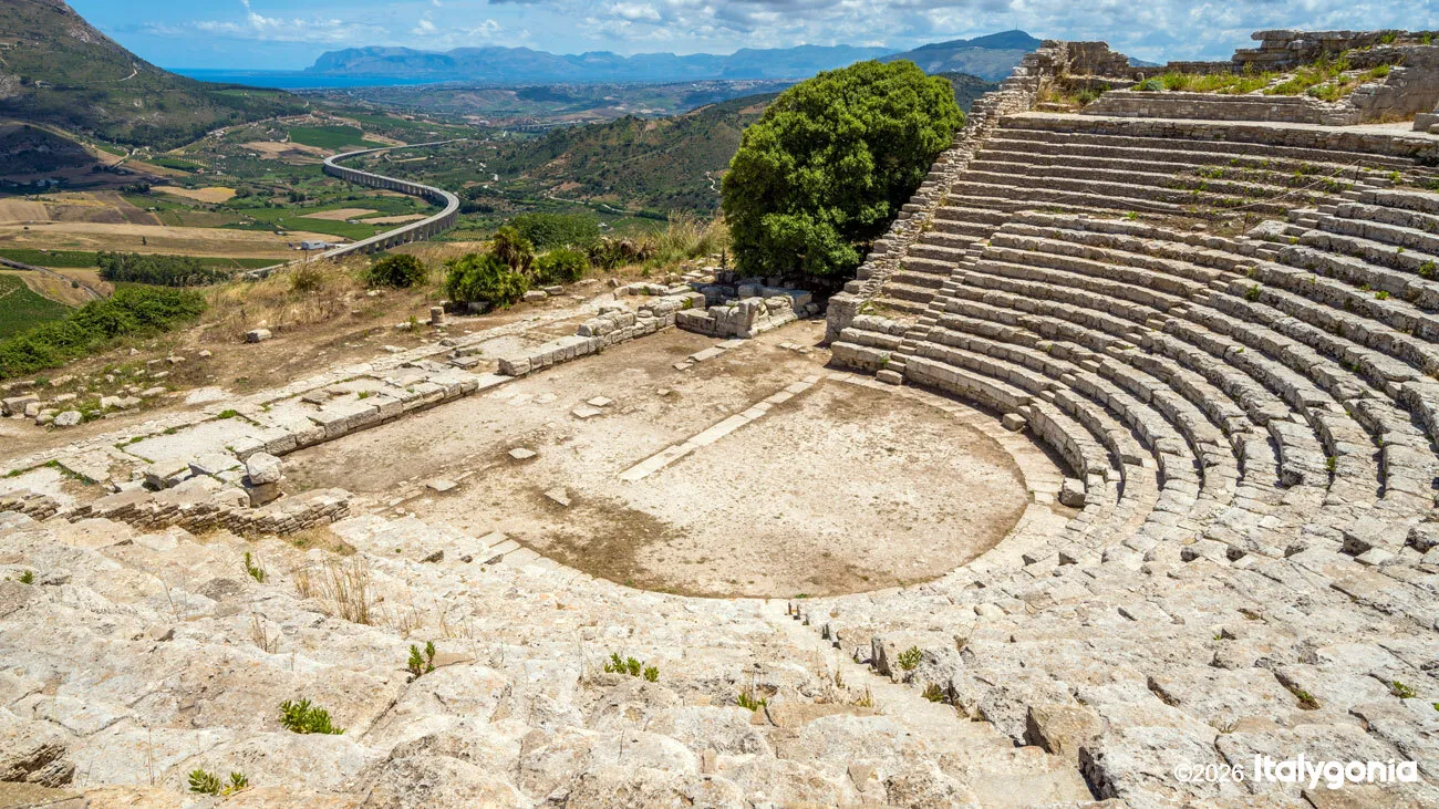 Segesta Private Tour: Archaeological Park & Temple