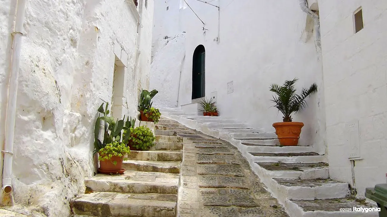 Ostuni Private Tour: White City, Cathedral & Old Town