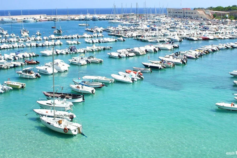 Otranto Private Tour: Old Town, Cathedral & Castle Views