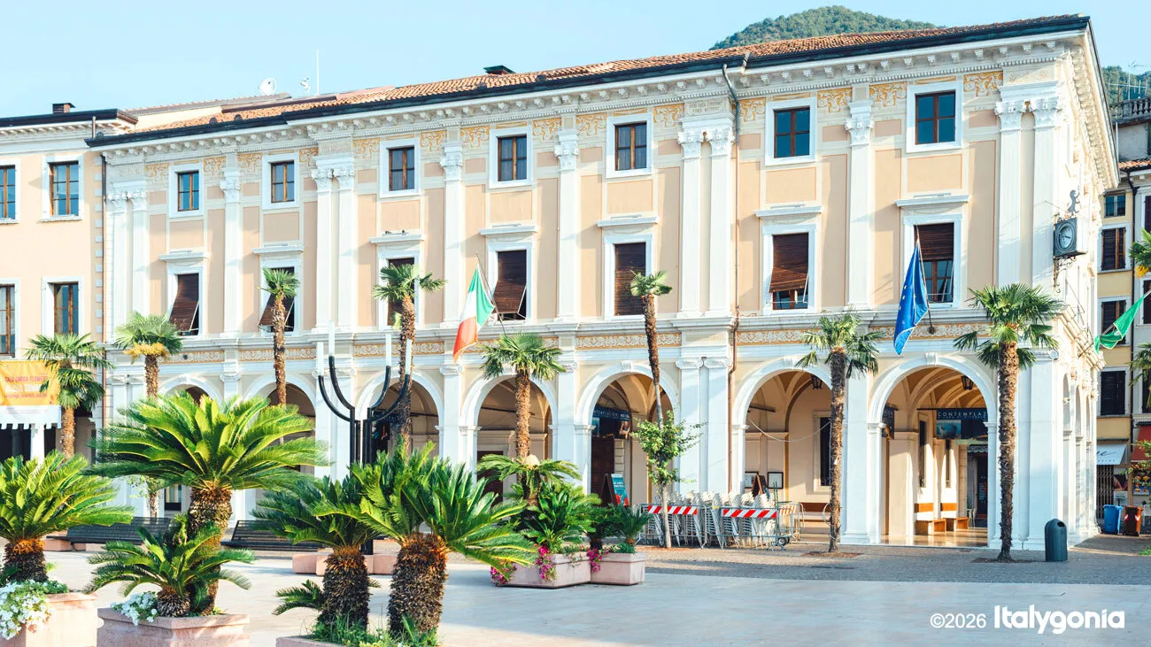 Salò Private Tour: Historic Center, Cathedral & Lake Garda Views
