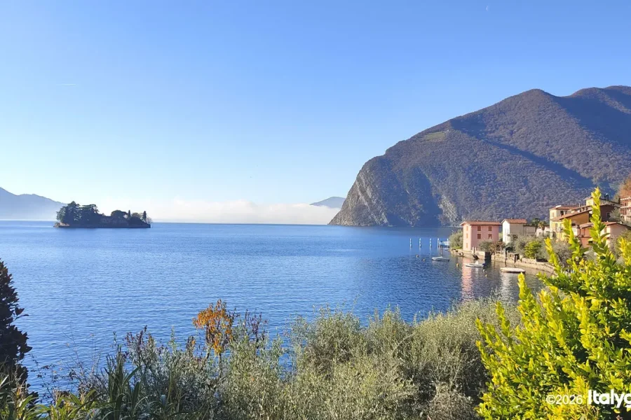 Sensole Private Tour: Monte Isola, Lake Iseo & Castle Views