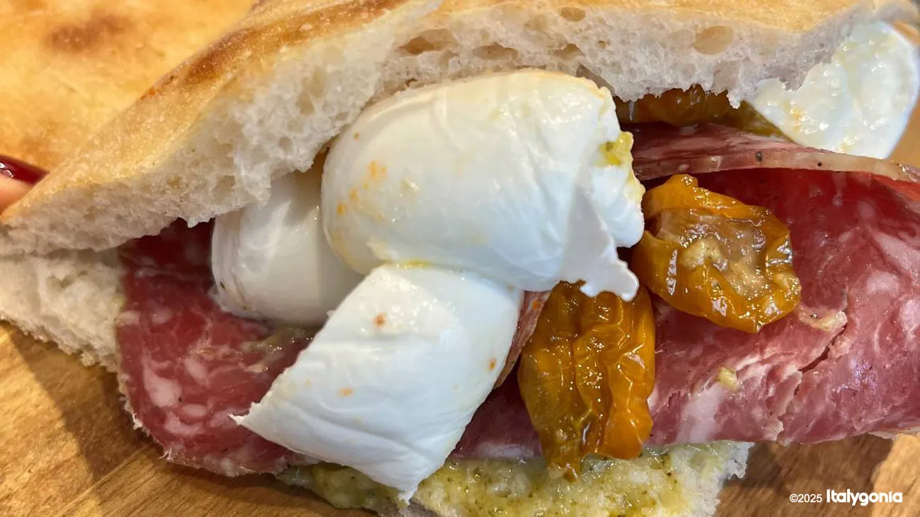 Matera Private Tour: Sassi Walk & Traditional Panino Tasting
