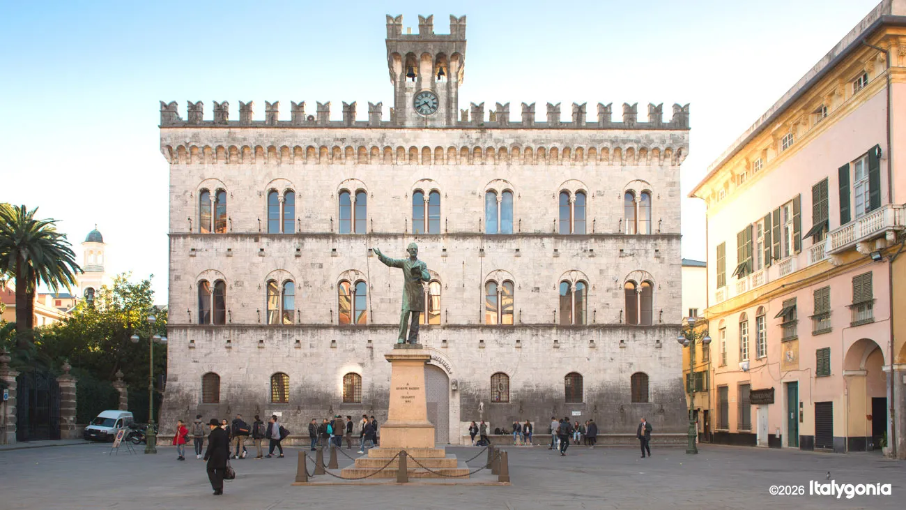 Chiavari Private Tour: Historic Center, Castle Views and Coast