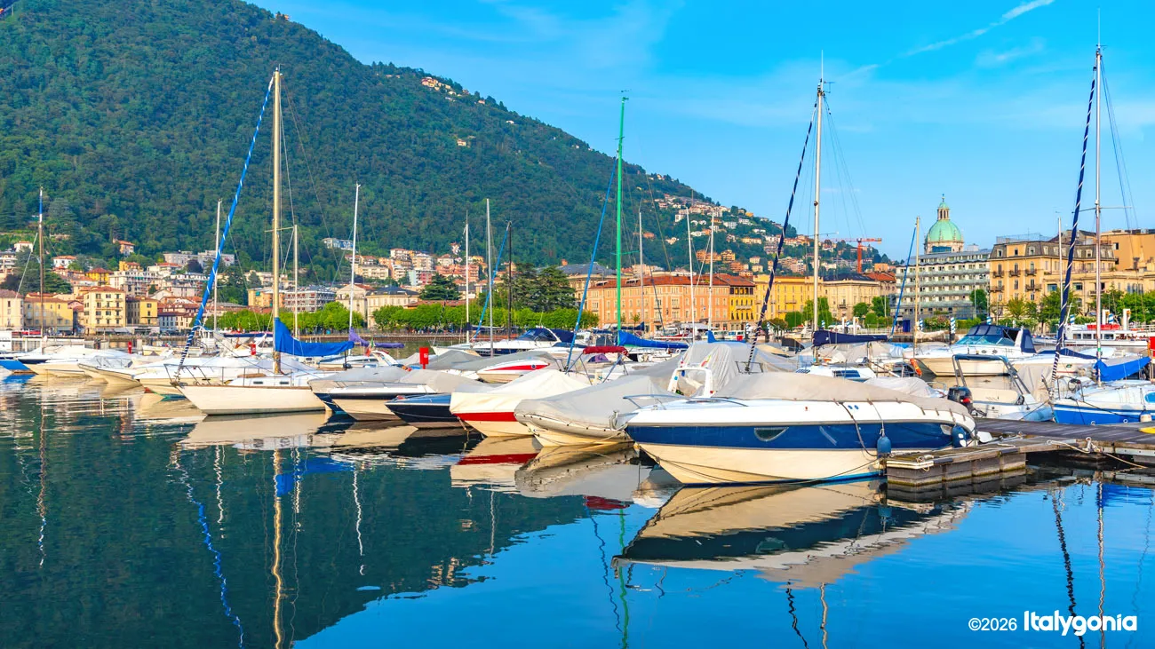 Como Private Tour: Historic Center & Lakefront Aperitif