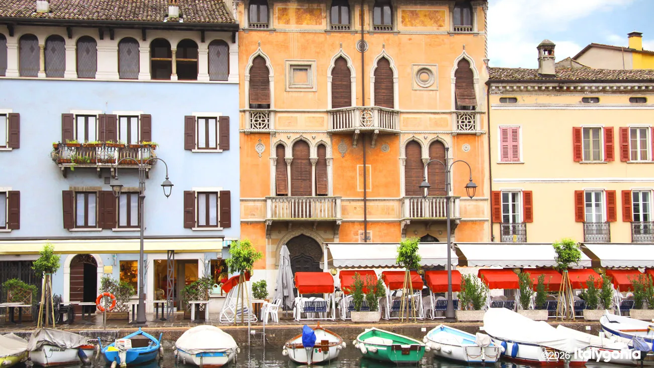 Desenzano del Garda Private Tour: Historic Center & Lake Views