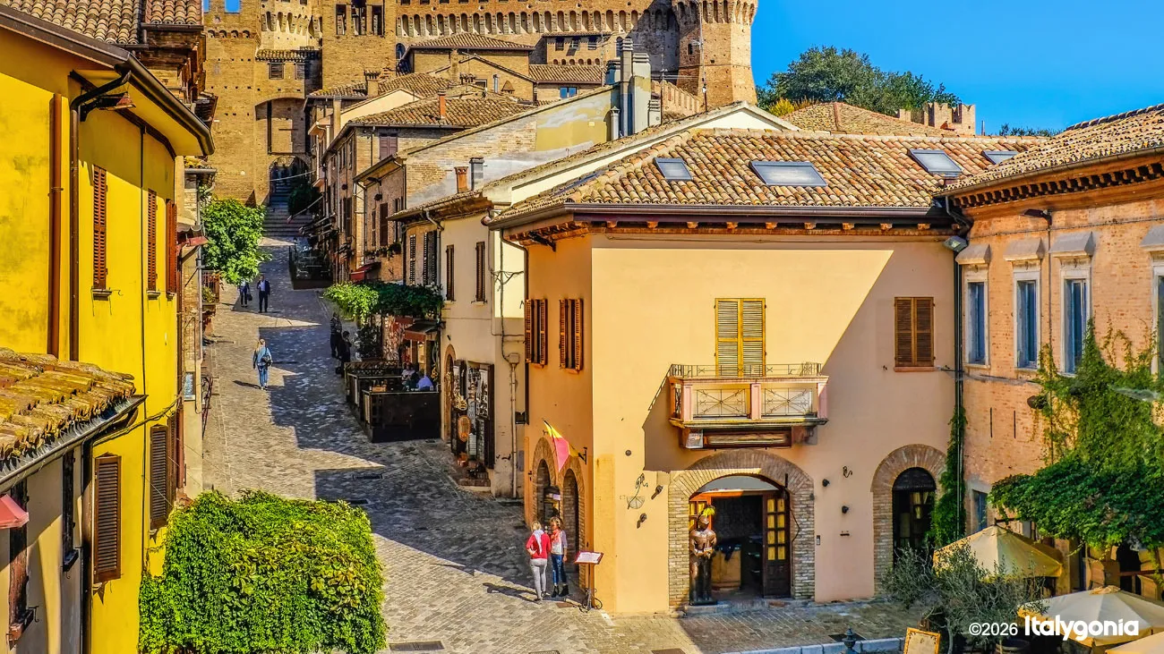 Gradara Private Tour: Castle, Medieval Village & Romance