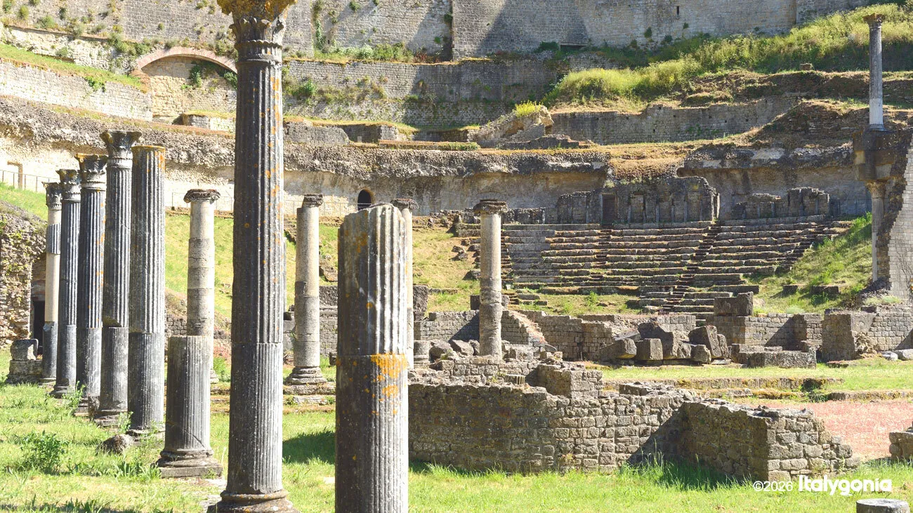Volterra Private Tour: Etruscan Museum & Archaeological Park